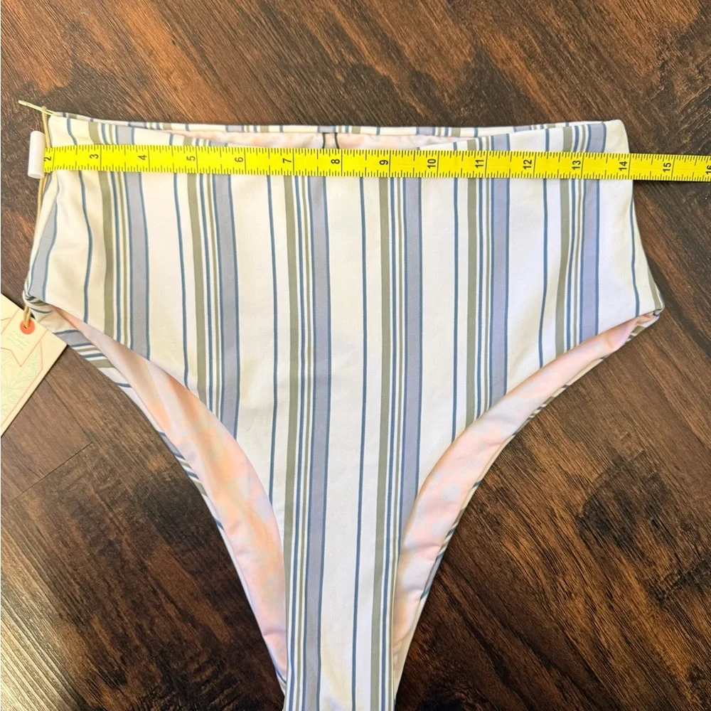Maaji Reversible Striped Floral High Waisted Bikini Bottom Sz L High Leg Cheeky - Picture 7 of 8